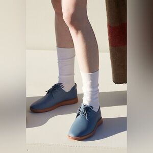 Ponto Women's‎ The Pacific Leather Sneakers Water Repellent  Blue size 7 New